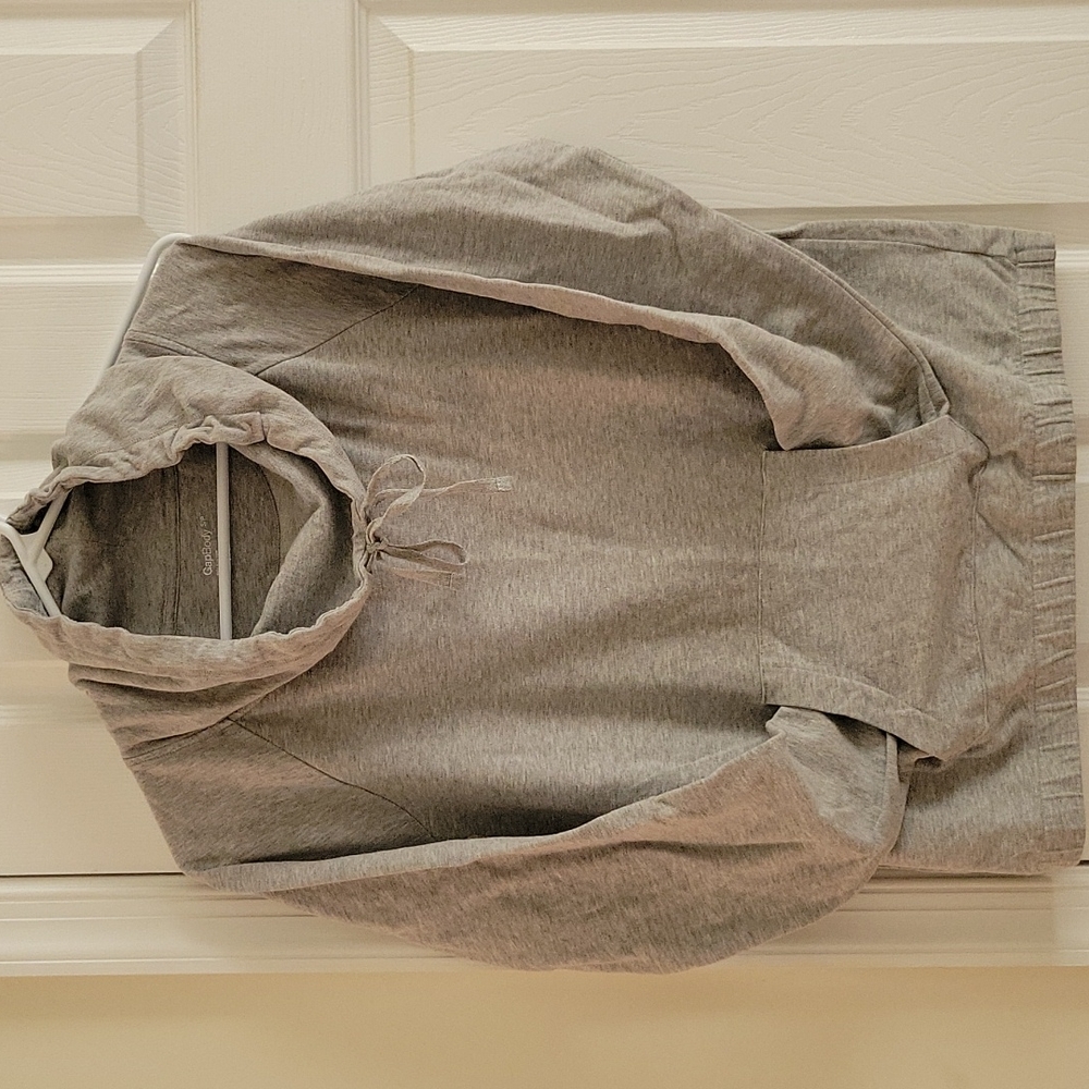 GapBody cowlneck pullover size small
